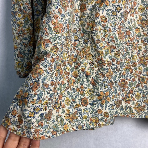 Universal Thread Floral Peasant Sleeve Blouse - Picture 4 of 9